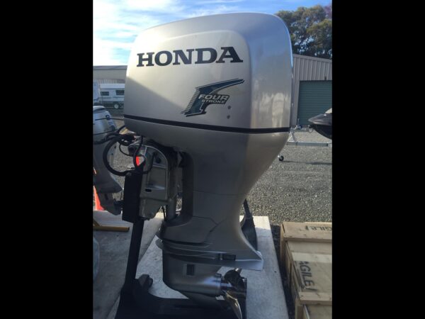 HONDA BF225 Outboard Motor